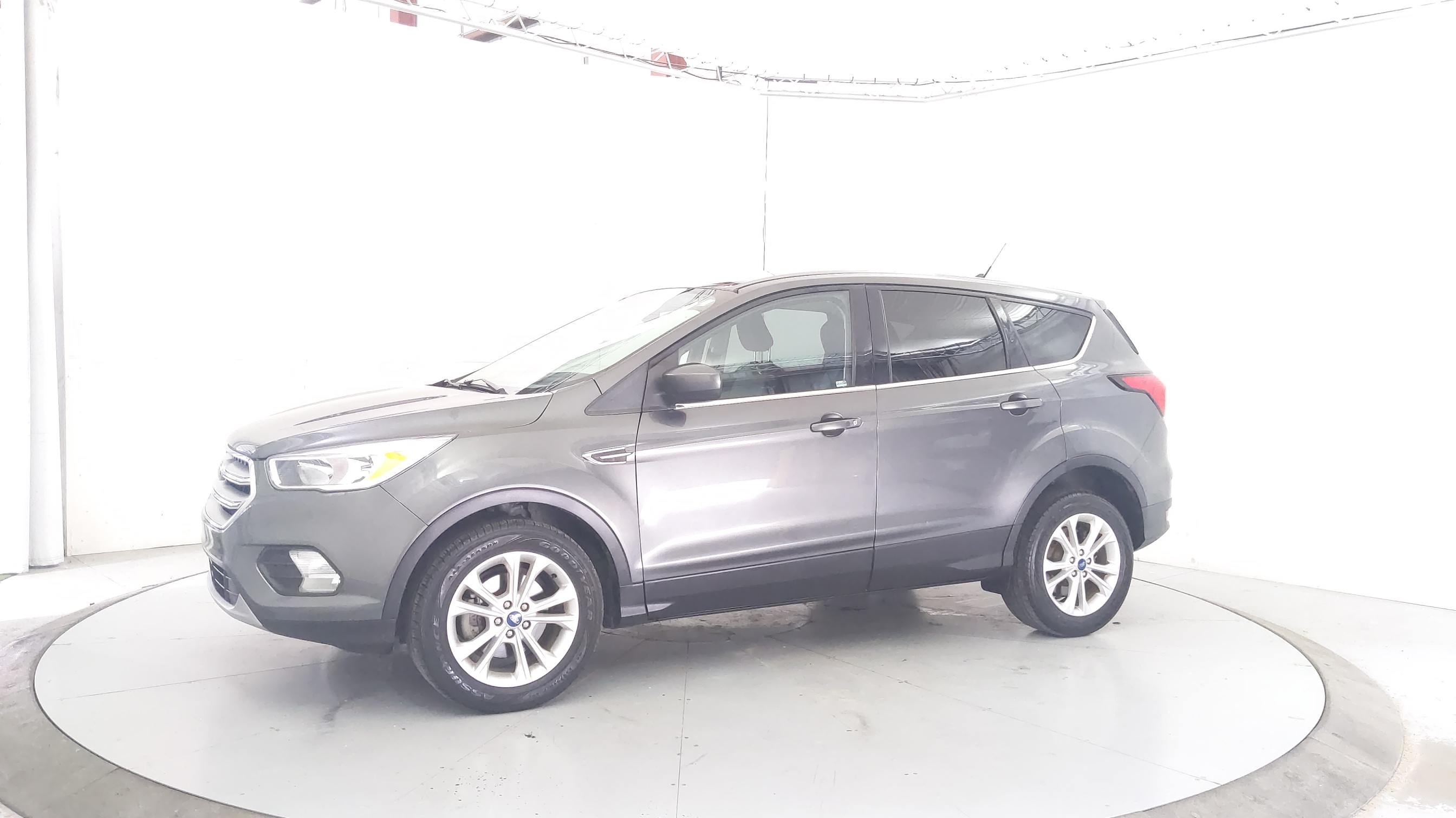 2019 Ford Escape SE's photo